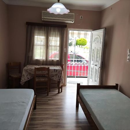 Sissy Apartment Врахати Экстерьер фото